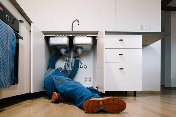 Professional Leak Detection technician working in Menomonee Falls, WI